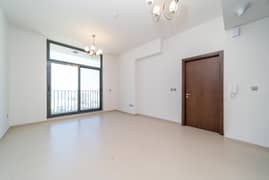 SPACIOUS & CLASSIC DESIGN APARTMENT | FREE MAINTENANCE