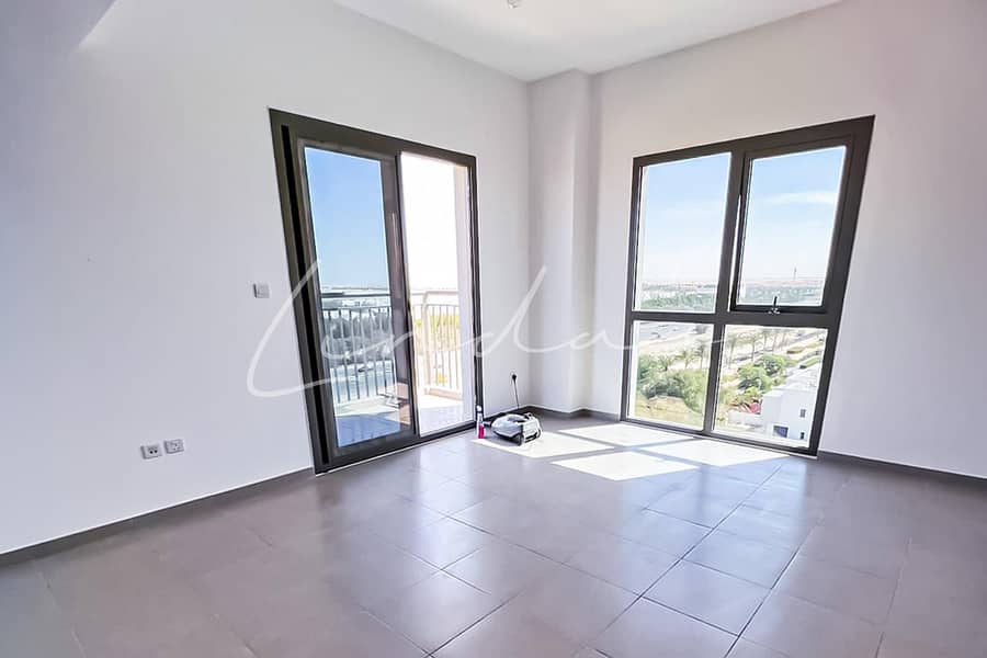 Spacious | Bright | 3 Bedrooms | Vacant Soon Spacious | Bright | 3 Bedrooms | Vacant Soon