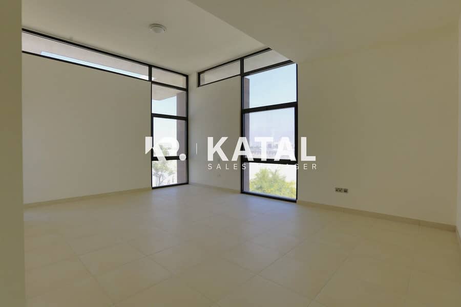 8 West Yas, Yas Island, Villa for Sale, 4 bedroom villa for sale, Yas Mall, Yas Waterfront, Yas Island Abu Dhabi 011. jpg