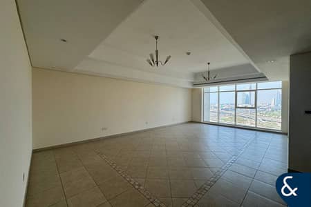 2 Bedroom Apartment for Sale in Jumeirah Lake Towers (JLT), Dubai - Large Layout | Two Bed |Vacant on Transfer