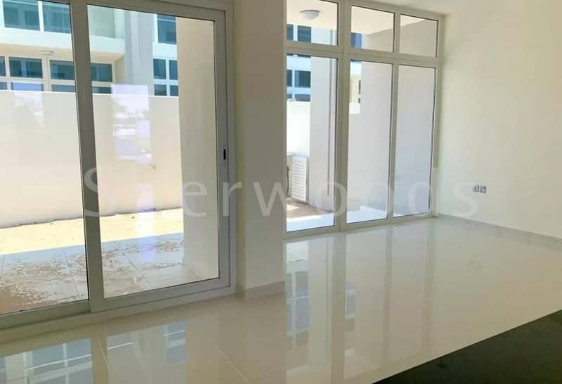 10 3 bedroom townhouse in Basswood Akoya Oxygen Community