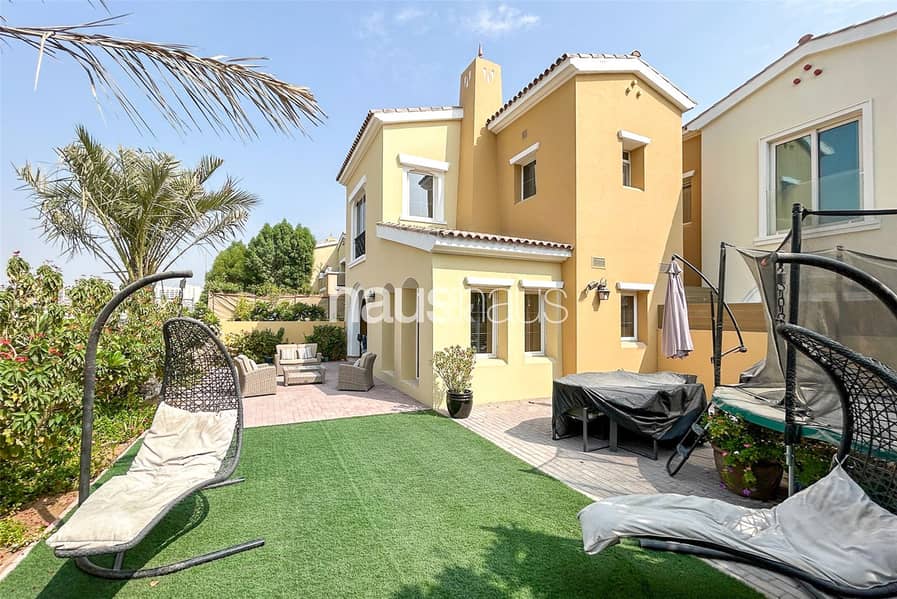 Open House Saturday 11am-1pm by Appointment Open House Saturday 11am-1pm by Appointment