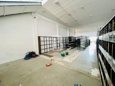 Warehouse for Rent in Al Quoz, Dubai - Best for Showroom l Roadside View l Best Deal