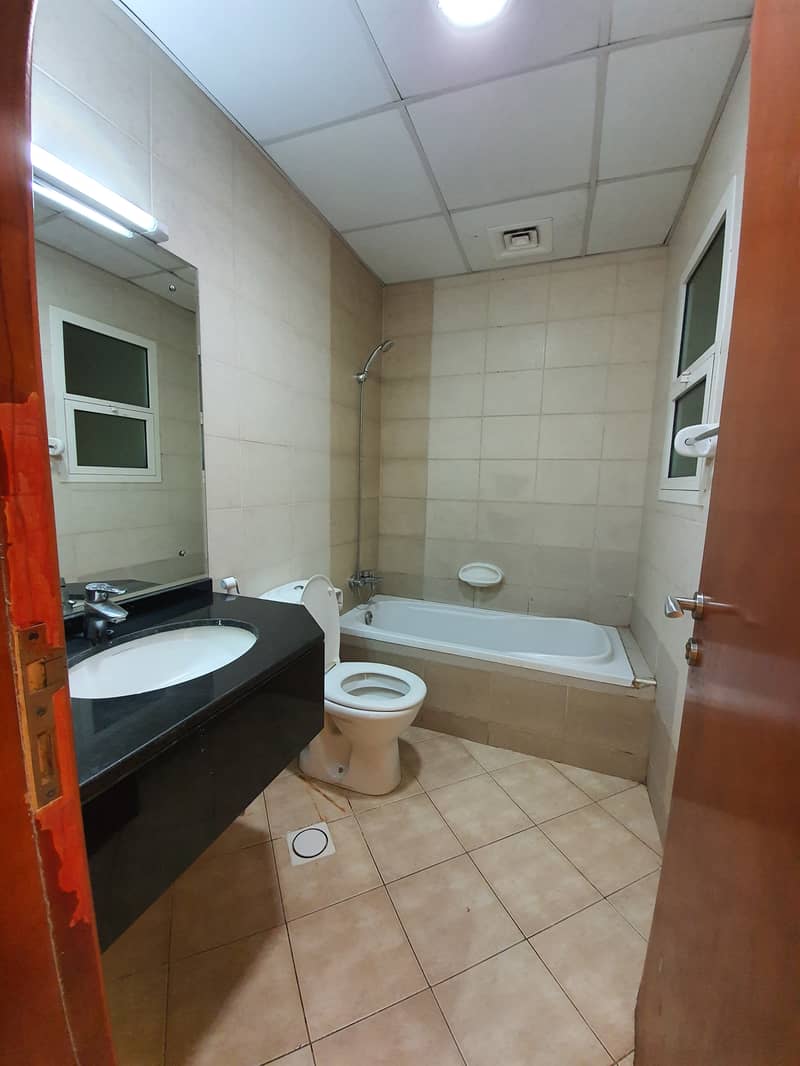 6 1 BHK BATH. jpg