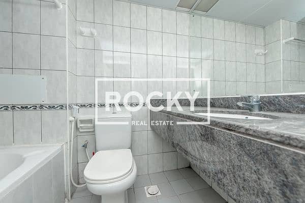 14 BurDubai_AwaziOld_603-2BR (8 of 15). jpg