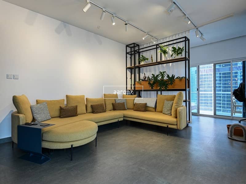 Fully Furnished & Upgraded | Lake View | VOT Fully Furnished & Upgraded | Lake View | VOT