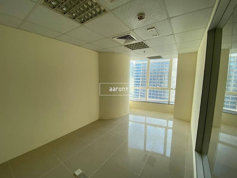 位于朱美拉湖塔 (JLT)，JLT C区，财富大厦 的写字楼 105000 AED - 9716920