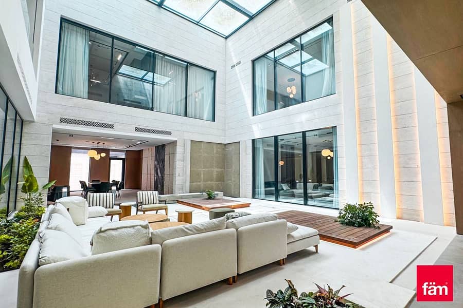 Free Hold | Vacant | Court Yard| Luxuries Finishes Free Hold | Vacant | Court Yard| Luxuries Finishes