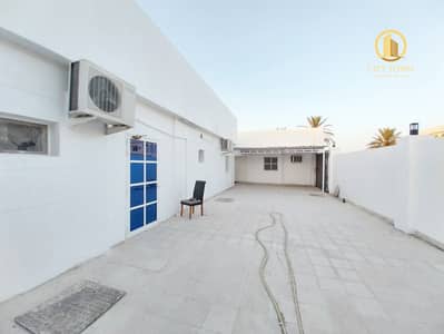 Central gas!spacious 8bedroom villa hall majlis inside ac coved parking al Qadsiya sharjah
