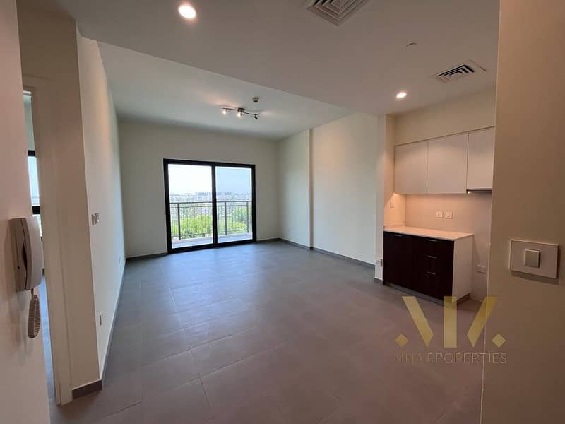 Exclusive | Vacant | High Floor |Partial Golf View