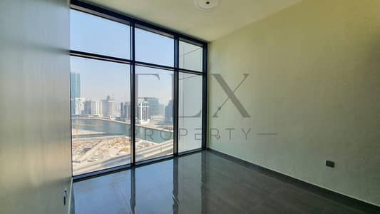Canal View | High Floor | Spacious Balcony | Ready