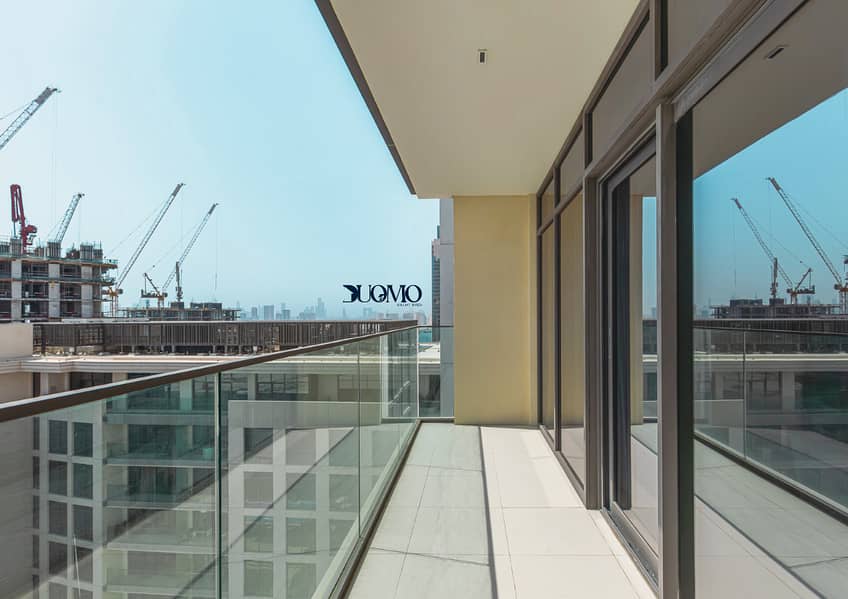8 Balcony. png