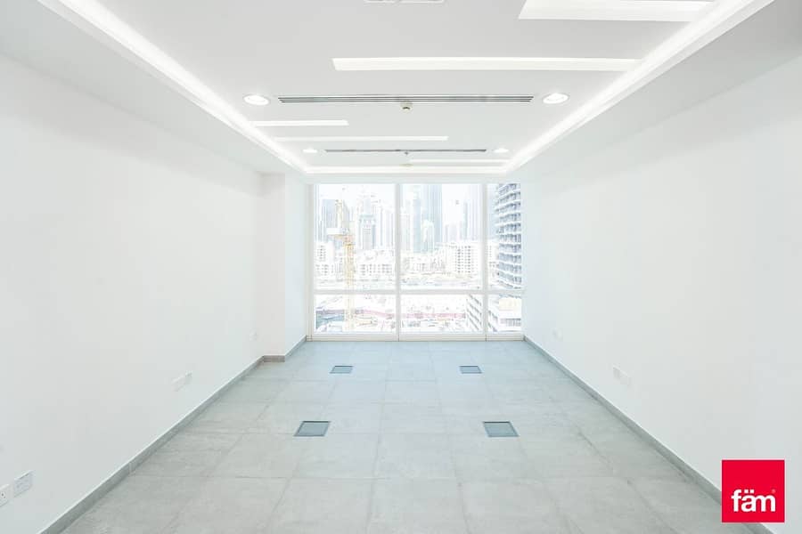 1 car park fitted office on mid floor