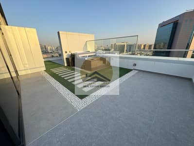 Brand New | Ready to Move | Luxurious 3BHK Penthouse with 2 Jacuzzi | 3 Parking | Gas Free | 13 Month