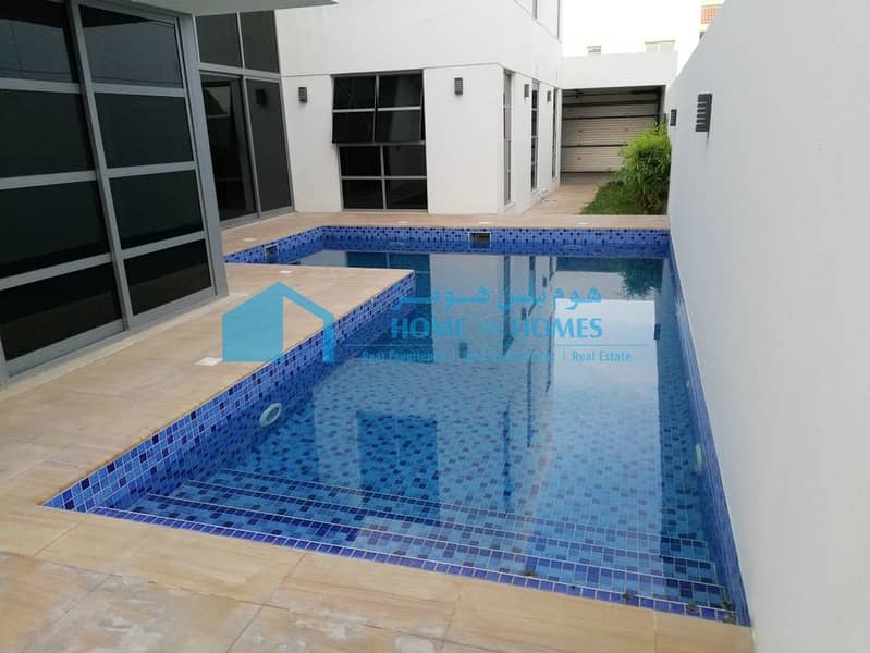 Luxury Awaits in Your New 5-Bedroom Villa with Pool! Luxury Awaits in Your New 5-Bedroom Villa with Pool!