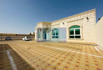 Studio for Rent in Khalifa City, Abu Dhabi - WhatsApp Image 2024-09-15 at 6.05. 42 PM (1). jpeg