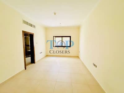 Neat N Clean | Ready To Move | Near Dubai Road
