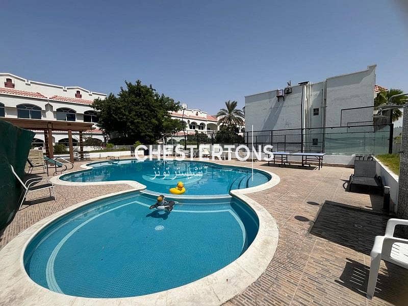 位于阿尔萨法住宅区，阿尔萨法2区 4 卧室的别墅区 350000 AED - 9742957