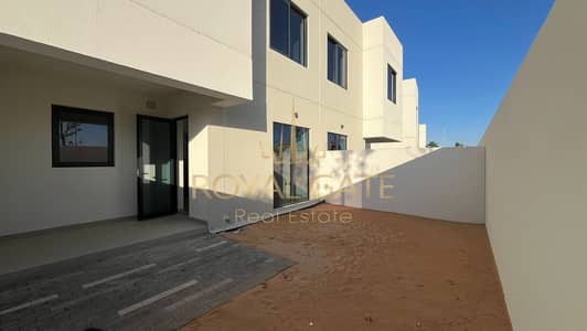 تاون هاوس 3 غرف نوم للبيع في جزيرة ياس، أبوظبي - 59c5e307-538f-4584-bcc2-bcb15bb99abd. jpg