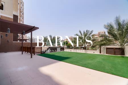 4 Bedroom Flat for Rent in Palm Jumeirah, Dubai - Available | 4BR plus Maids | Private Pool