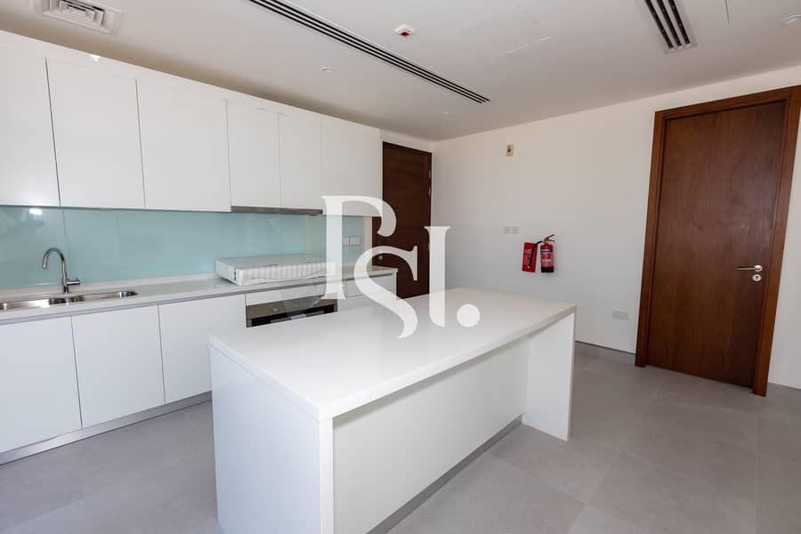 7 villa-5brm-al-jubail-island-abu-dhabi-26. jpg