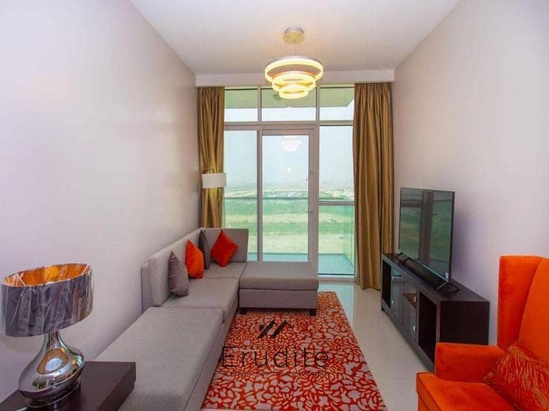 Golf Course View | Bright & Spacious Unit | Vacant Golf Course View | Bright & Spacious Unit | Vacant