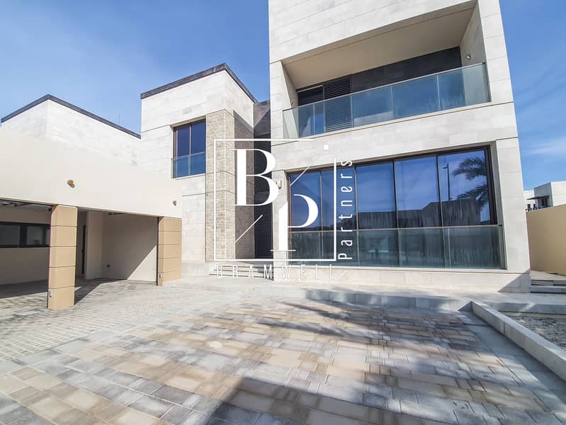 Luxury Living| 7-Bedroom Villa | Good Investment!