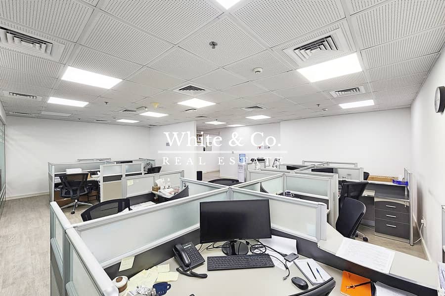 Fitted Office| Partitioned| Close to Metro