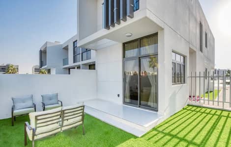 3 Bedroom Villa for Sale in DAMAC Hills 2 (Akoya by DAMAC), Dubai - Backyard 3. jpg