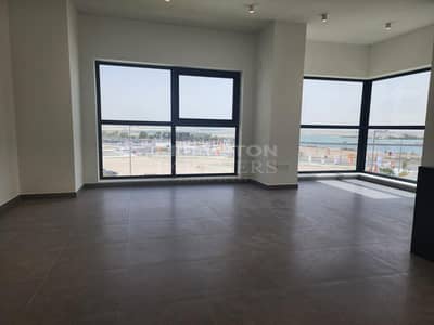 1 Bedroom Apartment for Sale in Al Reem Island, Abu Dhabi - Sea View | Private Beach | Modern Facility