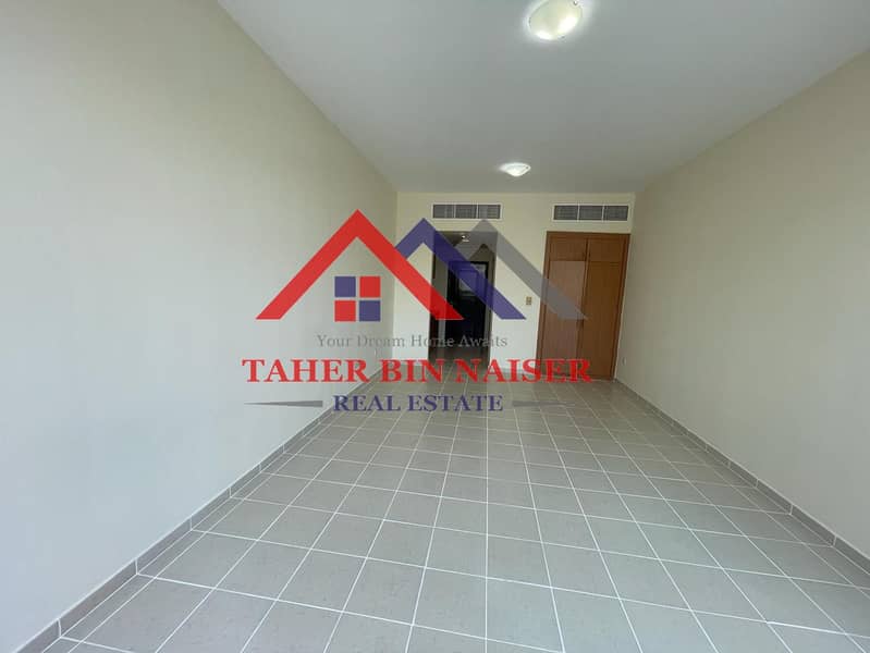 Hot Deal Studio for Rent in The Gardens Apartments, Dubai