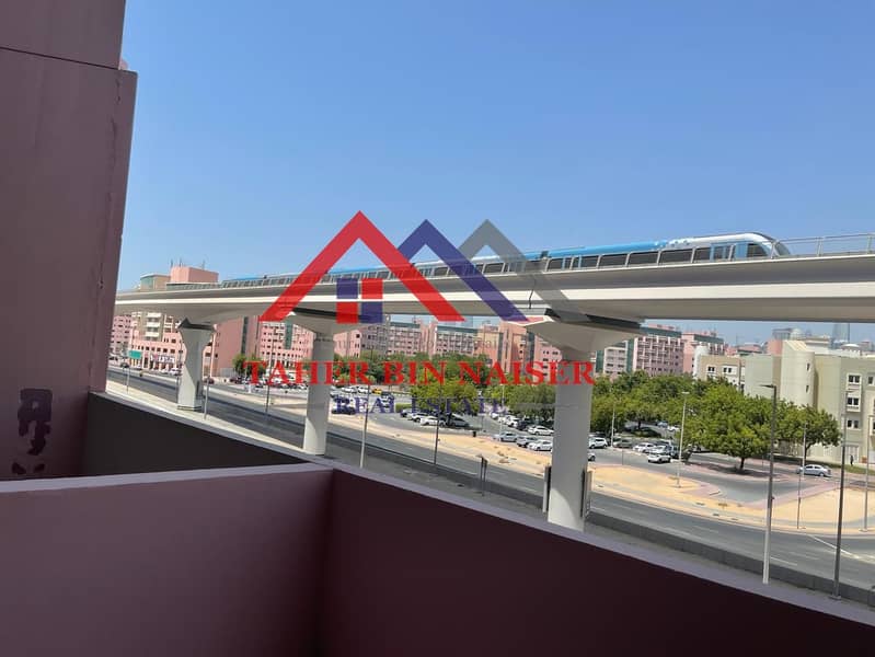 Hot Deal Studio for Rent in The Gardens Apartments, Dubai