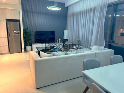 Exquisite 2-BR | High Floor | Creek View | Vacant
