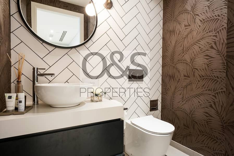 9 luxury finish huge apartment