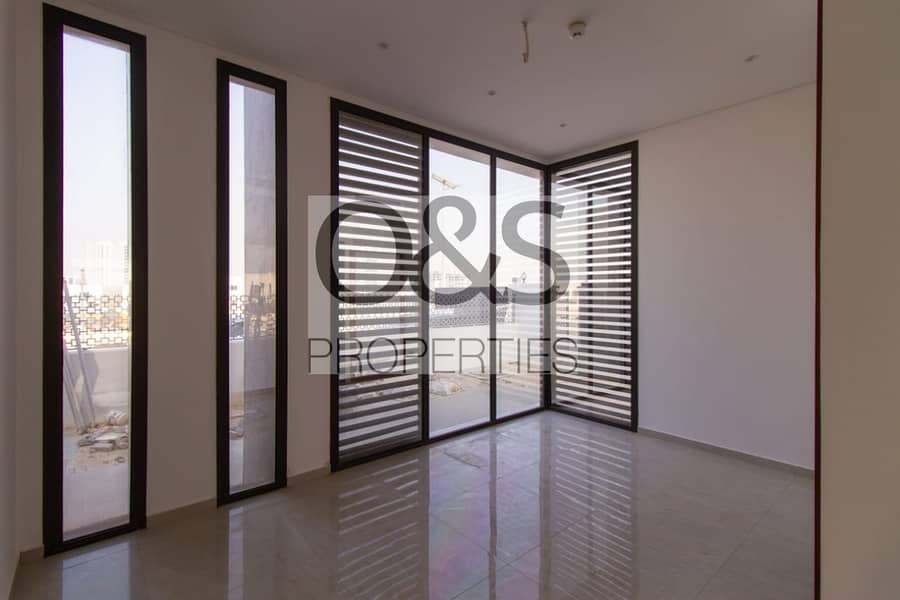 10 Mega Deal on Duplex Villa for Sale which was built in 2020