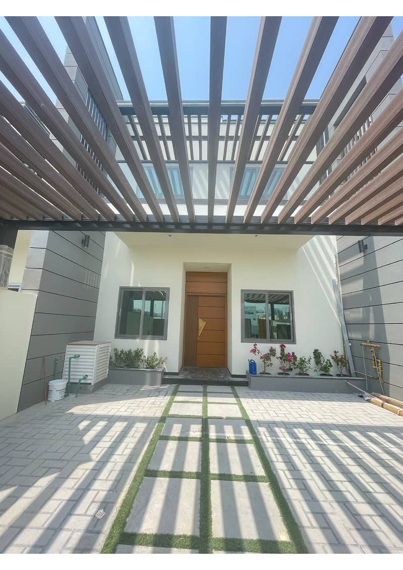 Luxury Townhouses | Ready to Move in | 4 BR+Maid | Best Investment| Luxury Townhouses | Ready to Move in | 4 BR+Maid | Best Investment|