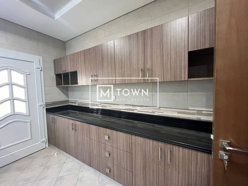 17 fab03d19-856c-4b74-b695-3de5db2d481f. jpg