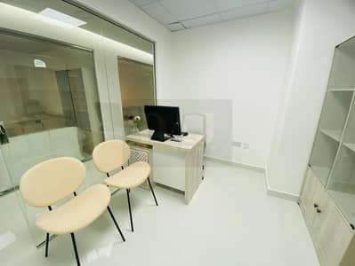 Office for Rent in Deira, Dubai - 2e3e7563-2b31-48a6-a4f3-3ef53b9301a7. jpg