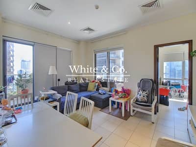 2 Bedroom Apartment for Sale in Downtown Dubai, Dubai - Well Priced | Vacant Now | High Floor 2 Bedroom Apartment for Sale in Downtown Dubai, Dubai - Well Priced | Vacant Now | High Floor