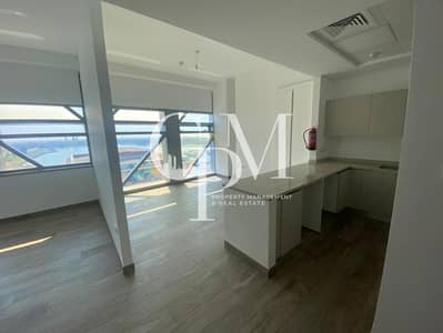 Stunning Views | Luxury and Cozy Studio