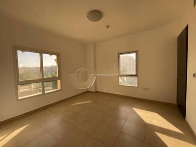 2 Bedroom Flat for Rent in Remraam, Dubai - 1. jpeg