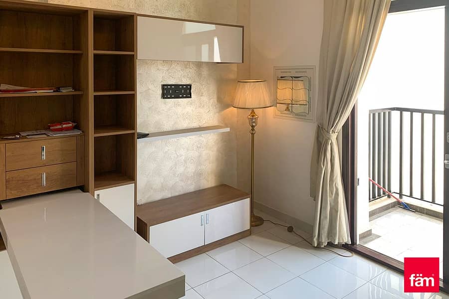 Fully Furnished | Spacious Apt | Available DEC