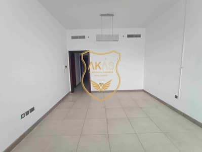 Spacious 2Bhk apartment with wardrobe and GYM & swimming Pool and Free Covered parking