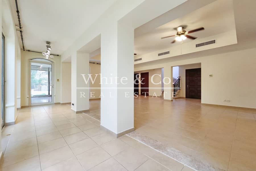 Spacious | Type A | Close to pool & Park