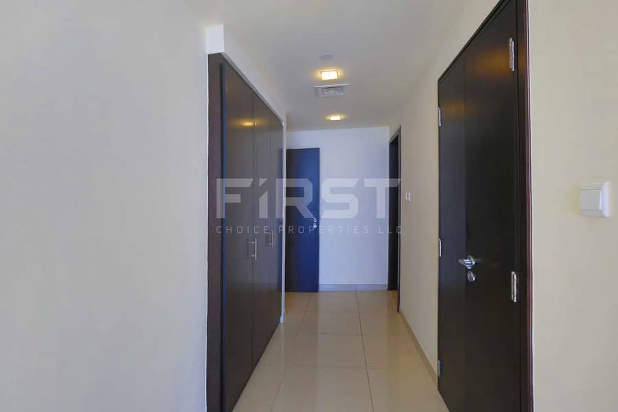 8 Internal Photo of 2 Bedroom Apartment in Shams Abu Dhabi Sun Tower Abu Dhabi UAE (8). jpg