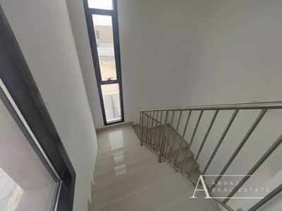 5 Bedroom Villa for Sale in Al Tai, Sharjah - 84bb3f9a-a5e1-4edf-ba72-b9d3d9f08ce4. JPG