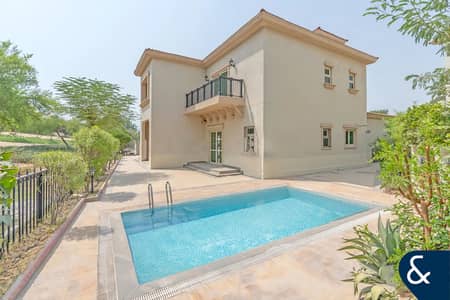 4 Bedroom Villa for Sale in Jumeirah Islands, Dubai - Entertainment Foyer | Extended | VOT