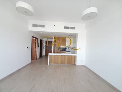 Bright & Spacious Layout | 1 BR | Available