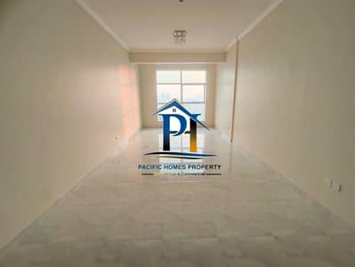 **HOT OFFER**NAER TO POND PARK 1BHK 2BATH GYM,POOL PARKING & ALL FACILITICS.