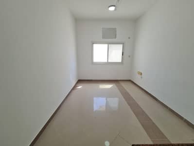 Studio for Rent in Deira, Dubai - 20240917_101542. jpg